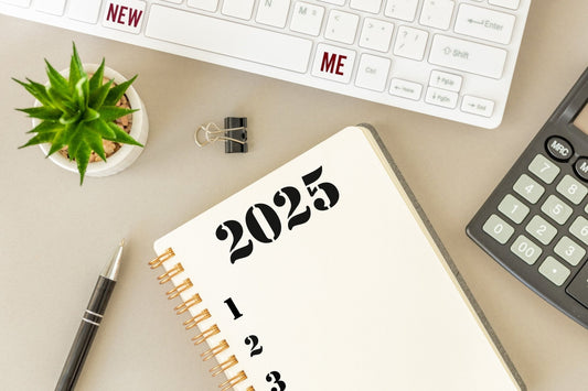 Top 25 cărți de citit în 2025: dragoste, polițiste, dezvoltare personală sau parenting - Publisol.ro
