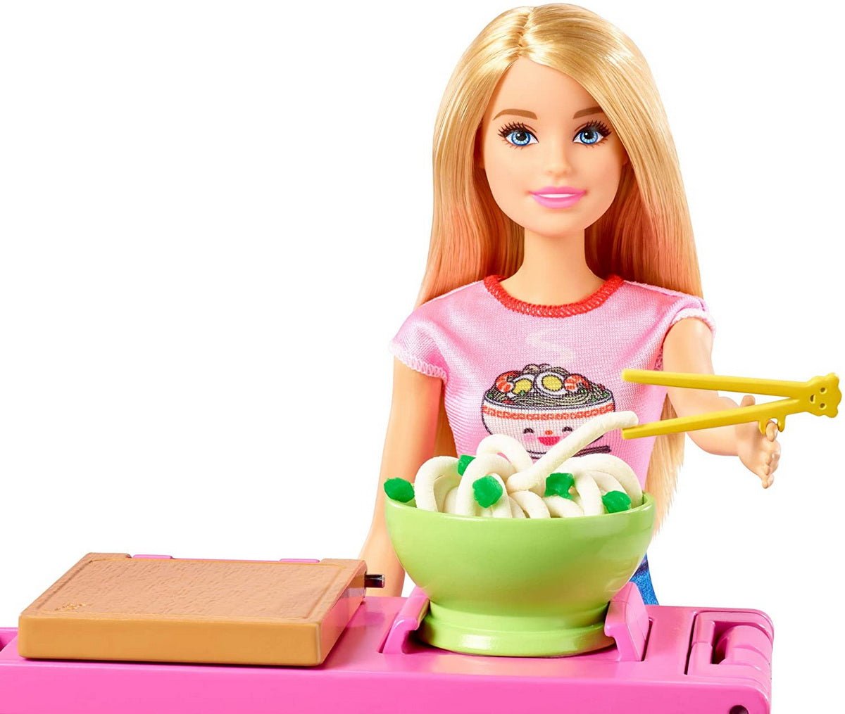 Barbie set de joaca pregateste noodles - Publisol.ro