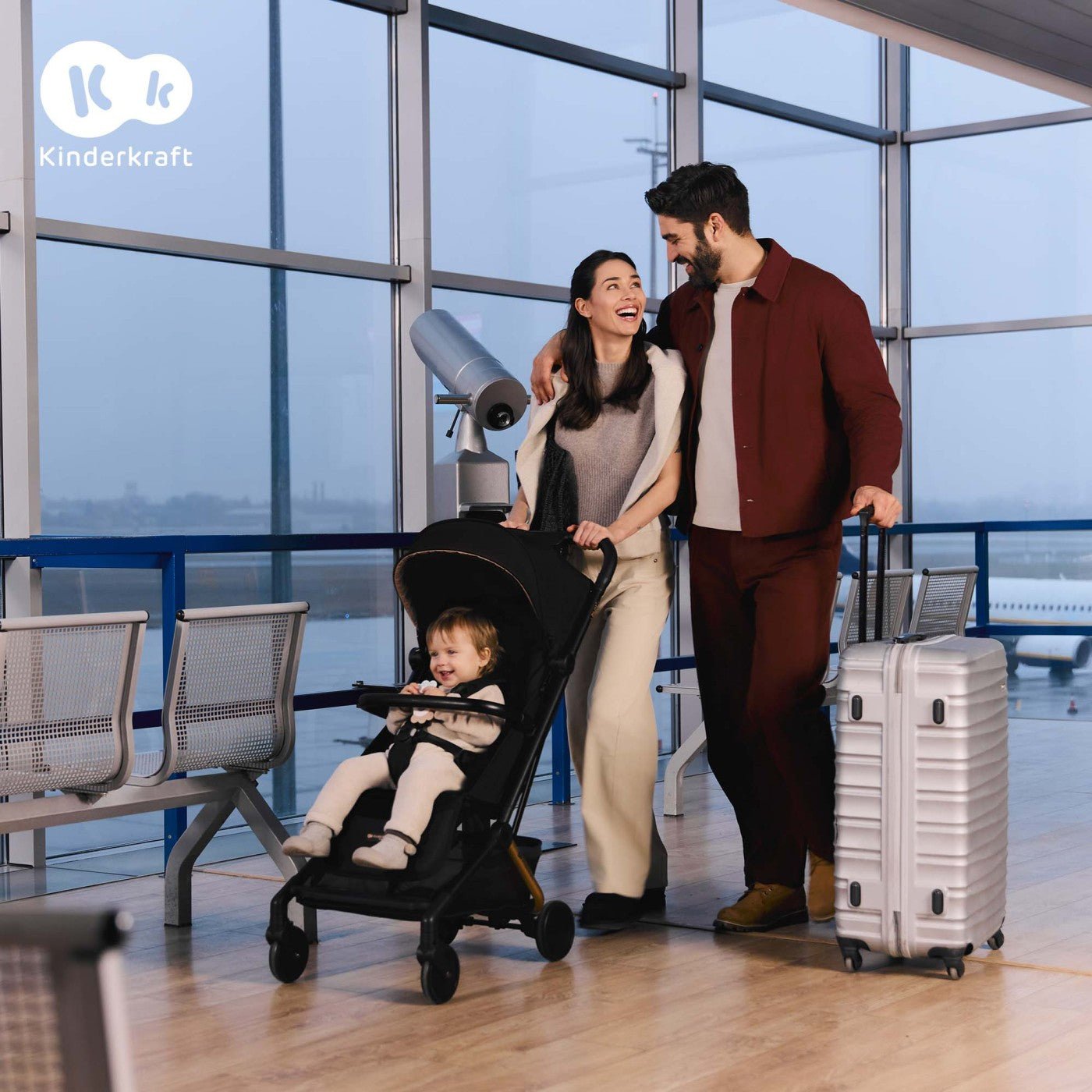 Carucior sport Kinderkraft pilot 2, 0 - 22 kg, midnight black - Publisol.ro