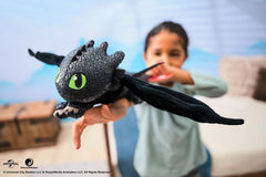 Cum sa iti dresezi dragonul, Hug si Glide, Figurina Dragon Toothless - Publisol.ro