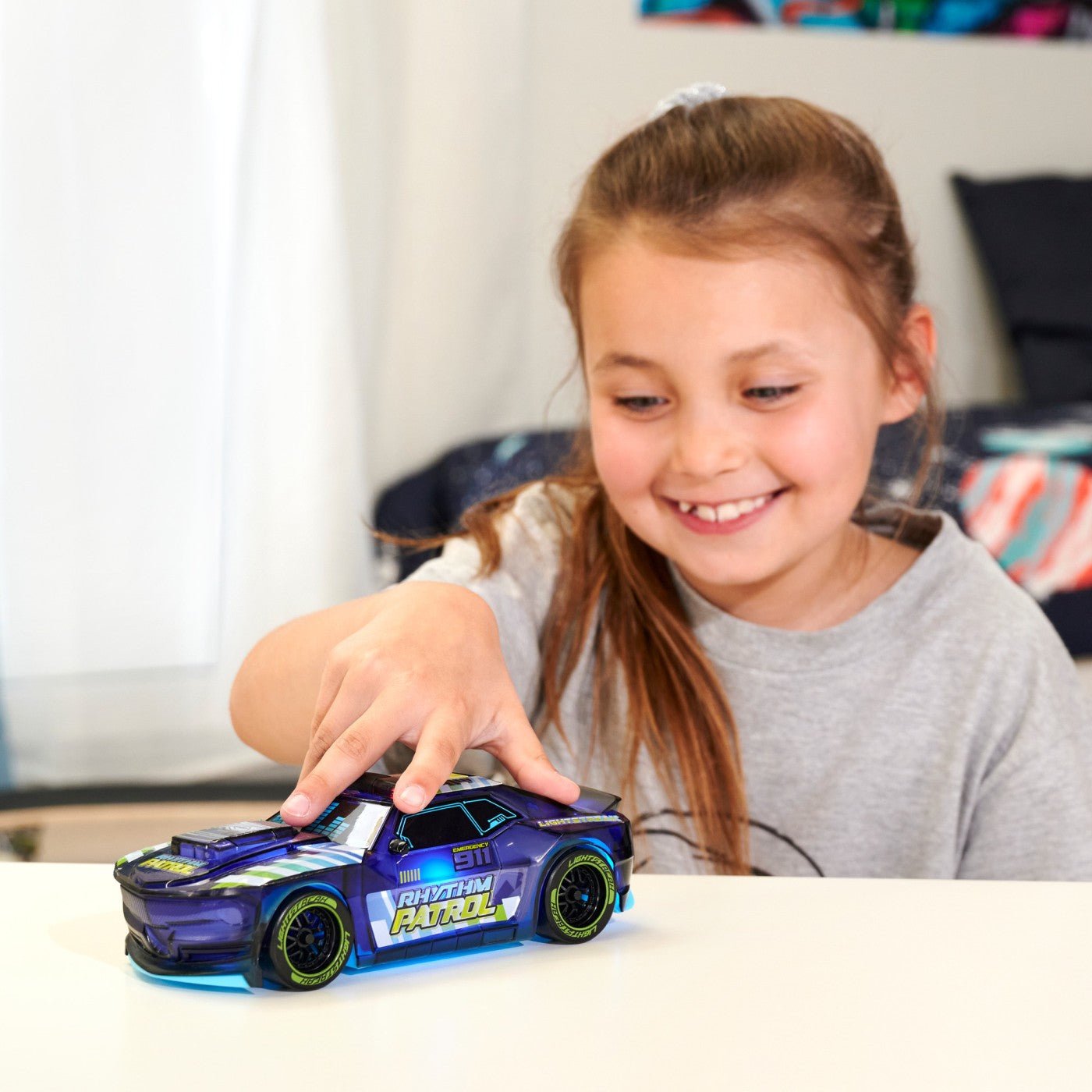 Dickie masinuta cu telecomanda rhythm patrol 20 cm - Publisol.ro