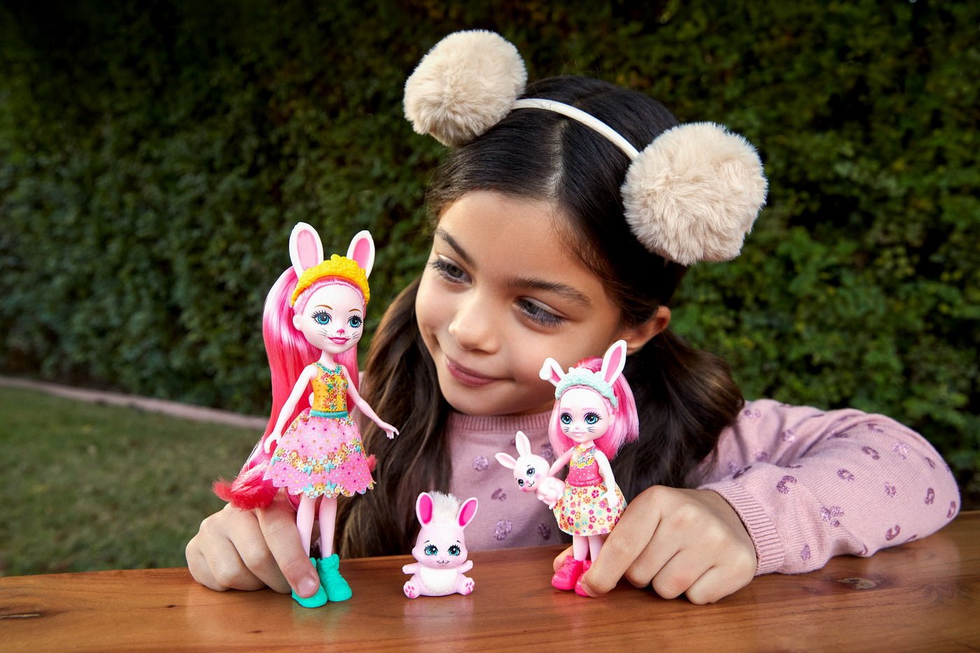 Enchantimals set papusi surori si animalutele lor Bree Bunny si Twist si Bedelia Bunny si Tappy - Publisol.ro