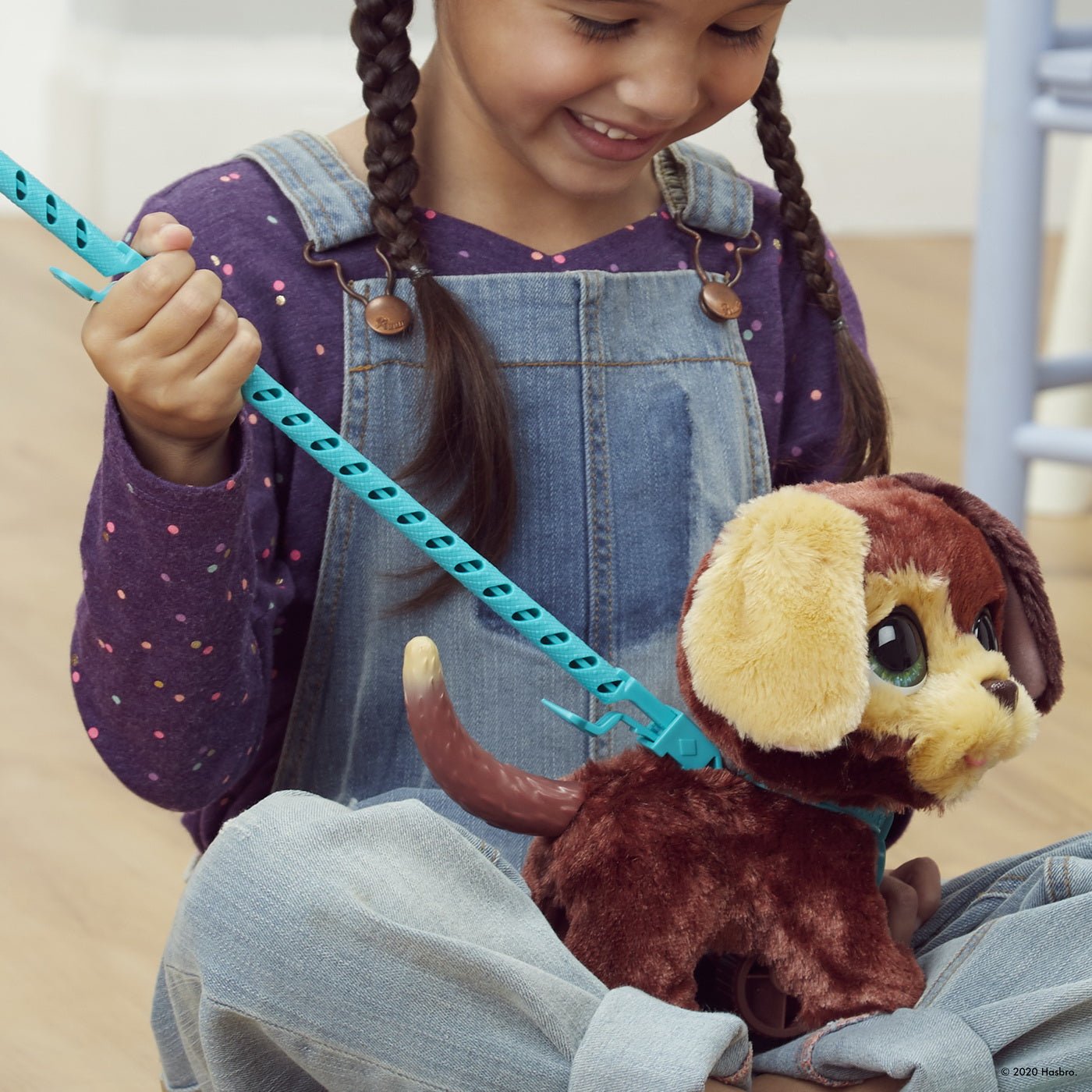 Furreal cu catelul la plimbare - Publisol.ro