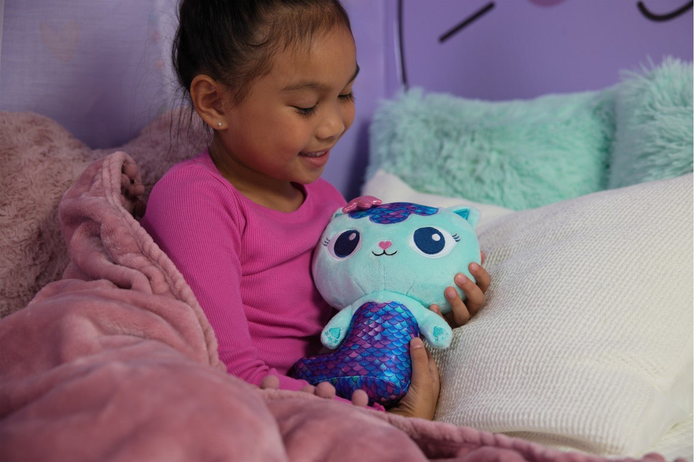 Gabbys Dollhouse jucarie de plus pisirena fintastic 25 cm - Publisol.ro