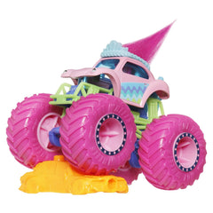 Hot Wheels monster truck masinuta trolls poppy scara 1:64 - Publisol.ro