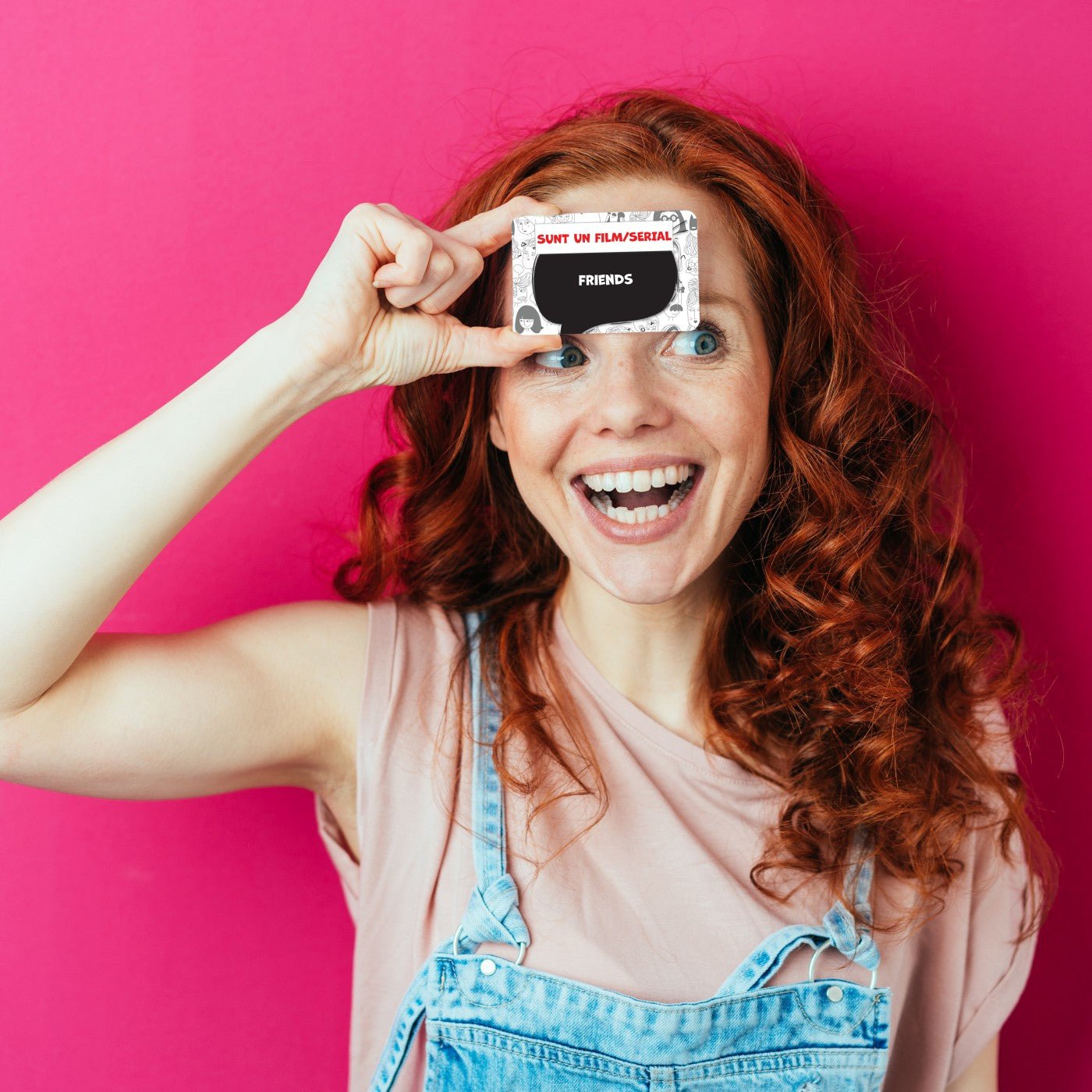 Joc de carti ti - e scris in frunte - Publisol.ro