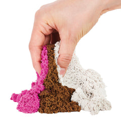 Kinetic Sand set inghetata si prajiturele colorate si parfumate - Publisol.ro