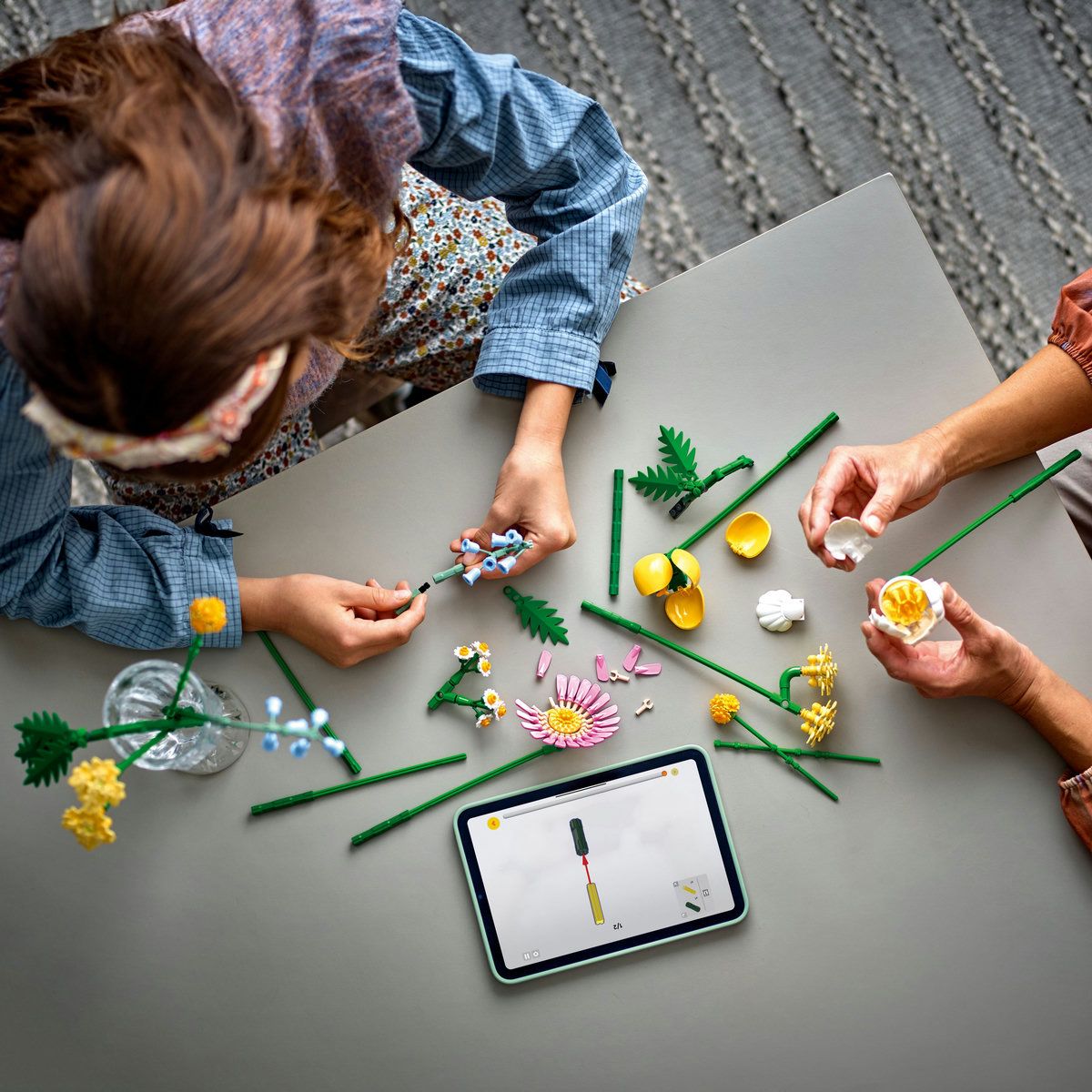 Lego Botanicals mic buchet de flori pastel 10347 - Publisol.ro