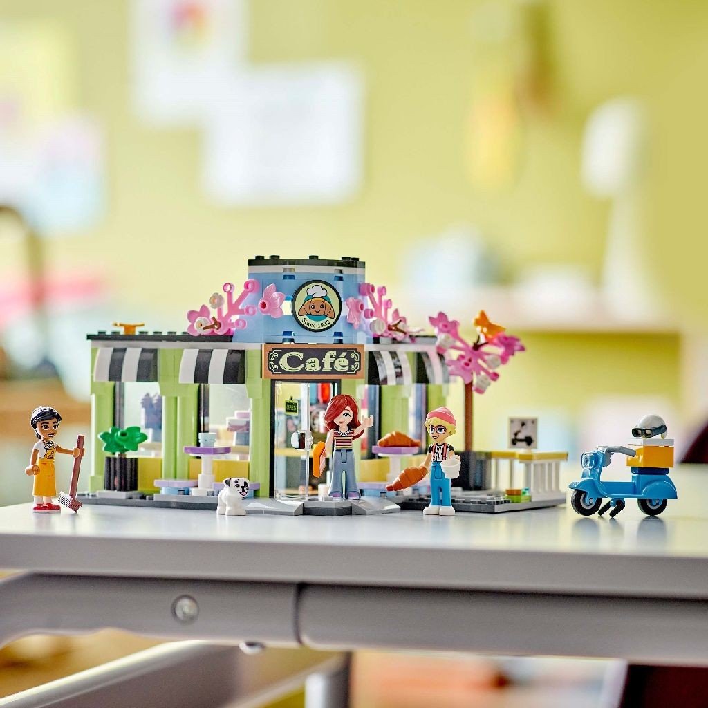Lego Friends cafenea din orasul Heartlake 42618 - Publisol.ro