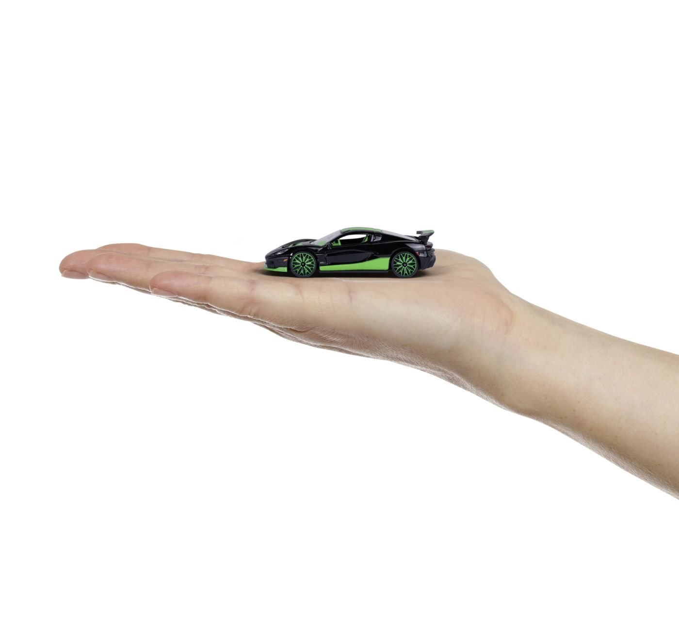 Majorette set 5 masinute Rimac Nevera edition giftpack - Publisol.ro