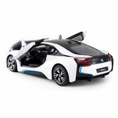 Masinuta metalica Bmw i8 alba scara 1 la 24 - Publisol.ro