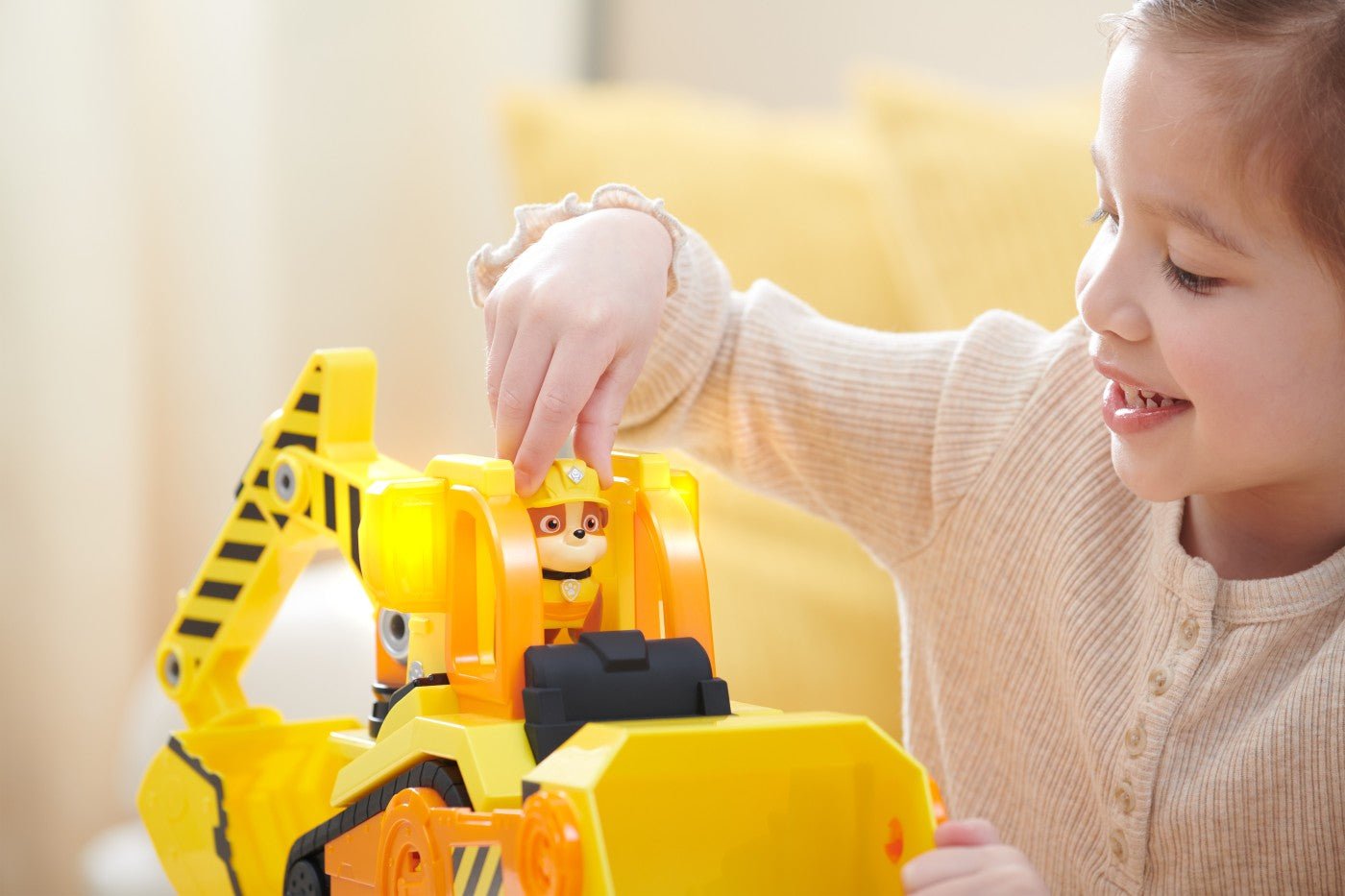 Patrula catelusilor Rubble si echipa buldozer - Publisol.ro