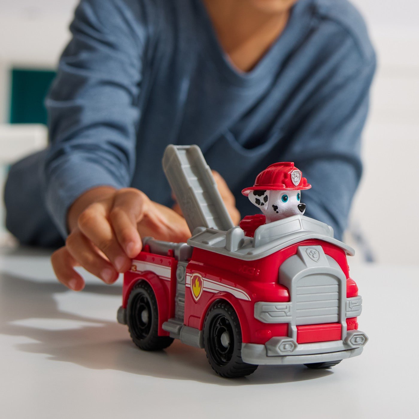 Patrula catelusilor set vehicul de baza masina de pompieri si figurina Marshall - Publisol.ro