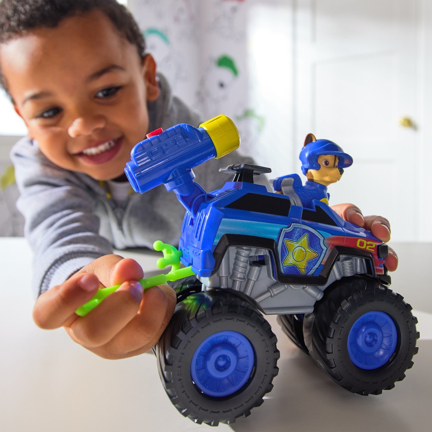 Patrula catelusilor vehicul tematic de salvare Chase - Publisol.ro