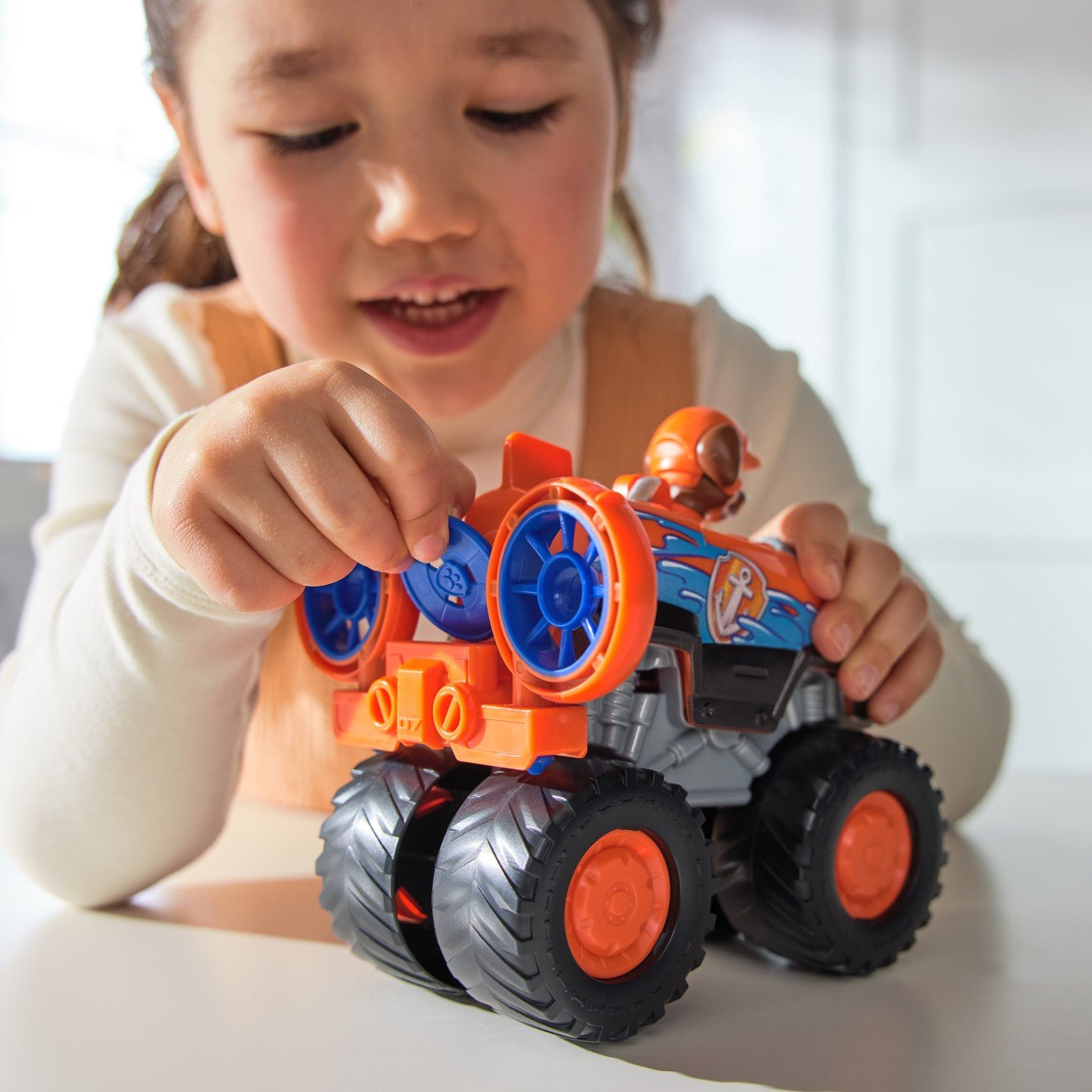 Patrula catelusilor vehicul tematic de salvare Zuma - Publisol.ro