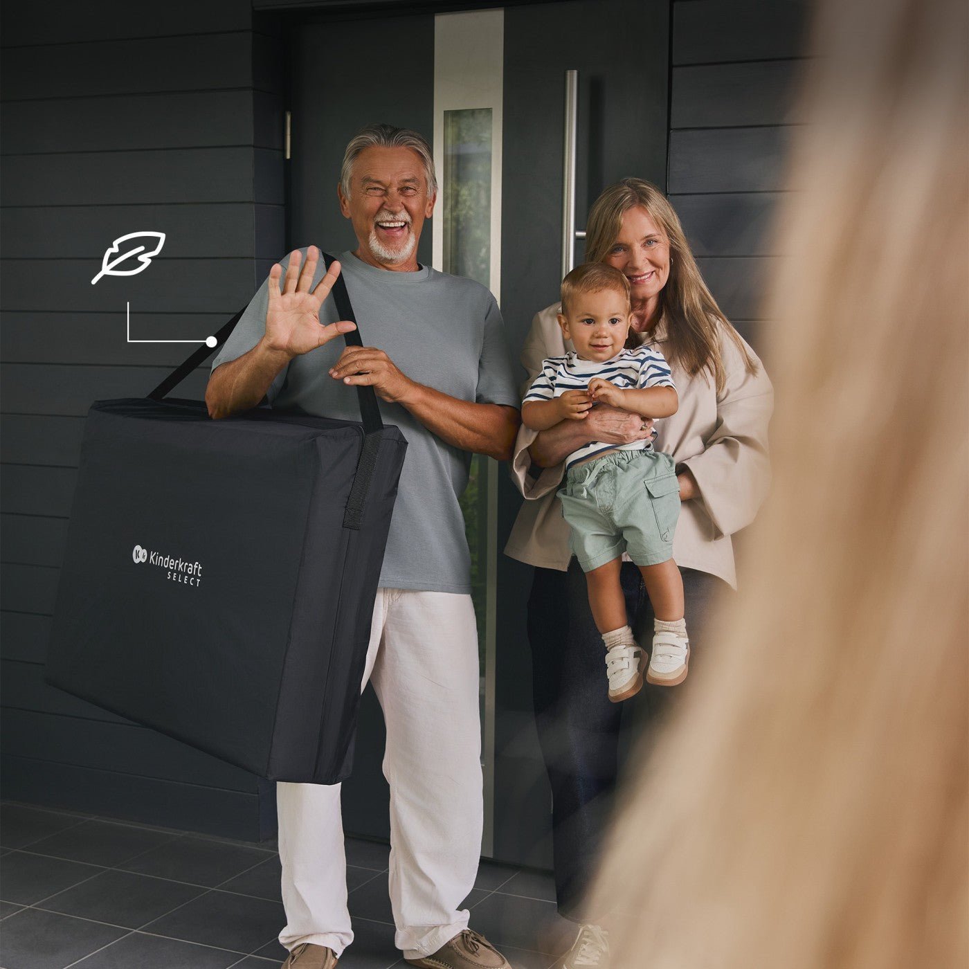 Patut de calatorie Kinderkraft moon dream, black - Publisol.ro