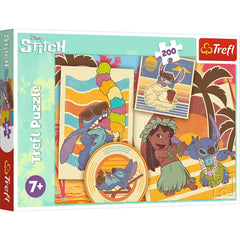 Puzzle Trefl 200 Stitch la plaja cu lilo si Stitch - Publisol.ro