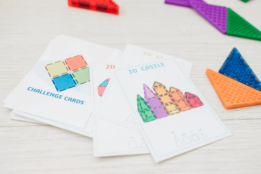 Set carduri cu provocari pentru seturile magnetice de constructie - Magblox - Publisol.ro