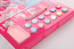 Set creativ 5 in 1, Barbie, pictura cu diamante - Diamond Dotz® - Publisol.ro