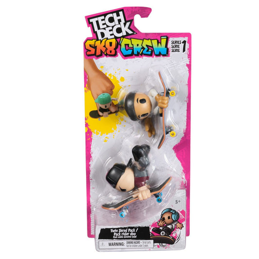 Tech dech sk8 crew pachet 2 seturi placa si figurina 9.6cm sapca neagra si casca neagra, Spin Master - Publisol.ro