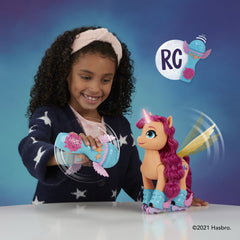 My little pony canta si patineaza cu sunny, Hasbro