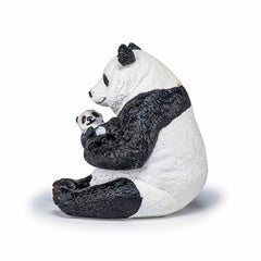 Papo figurina urs panda sezand cu pui in brate, Papo