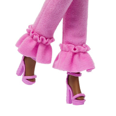 Barbie deluxe style papusa Barbie cu salopeta roz si par impletit - Publisol.ro