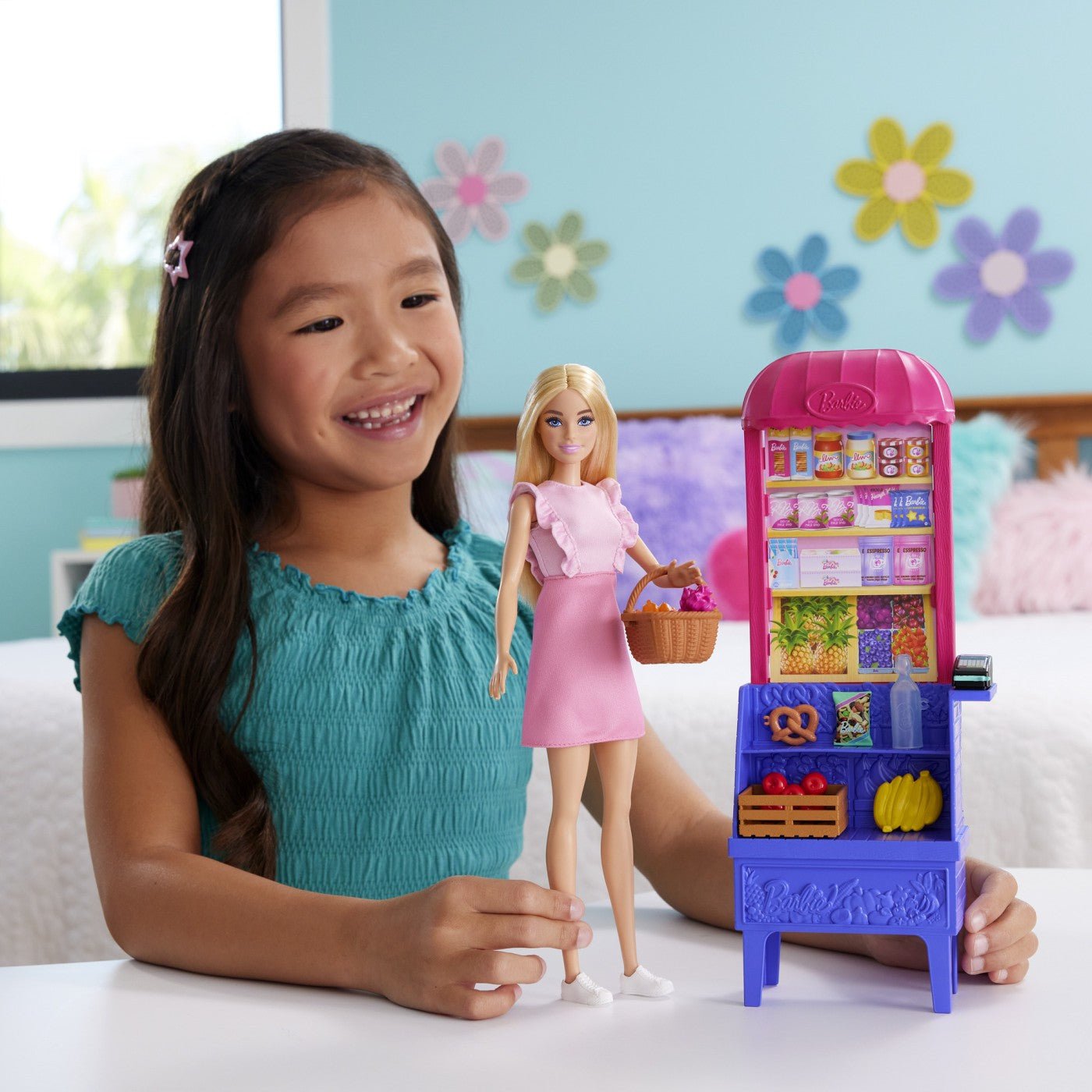 Barbie malibu papusa Barbie la market - Publisol.ro