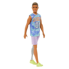 Barbie papusa baiat fashionistas saten cu un picior cu proteza, Mattel - Publisol.ro
