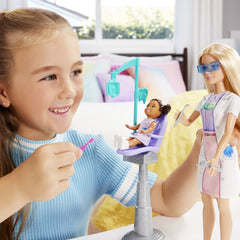 Barbie set de joaca papusa Barbie blonda face cariera stomatolog - Publisol.ro