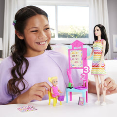 Barbie set de joaca papusa Barbie bruneta face cariera profesoara - Publisol.ro