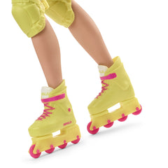 Barbie the movie papusa ken cu patine cu rotile, Mattel - Publisol.ro