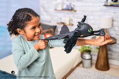 Cum sa iti dresezi dragonul, Hug si Glide, Figurina Dragon Toothless - Publisol.ro