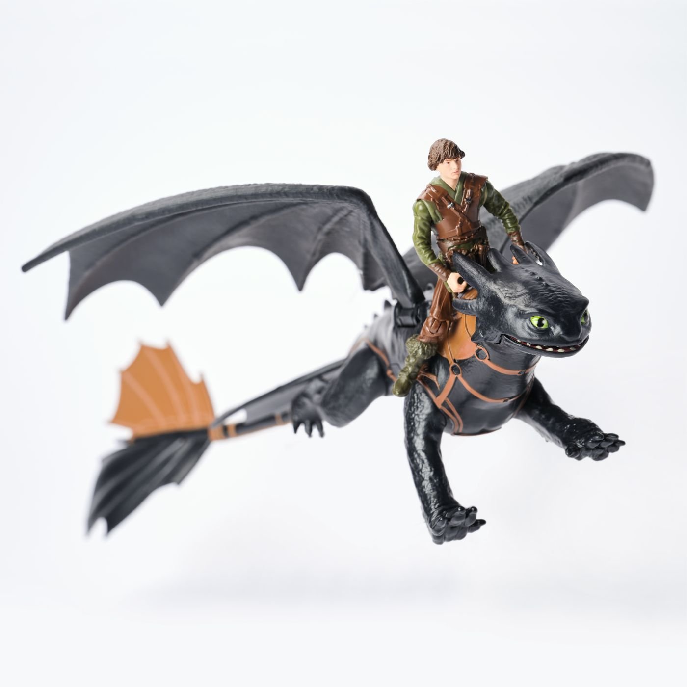 Cum sa iti dresezi Dragonul set Dragon toothless si figurina viking hiccup - Publisol.ro