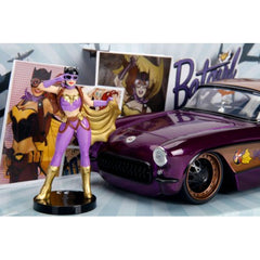 Dc comics bombshells 1957 chevy batgirl scara 1 la 24, Simba - Publisol.ro