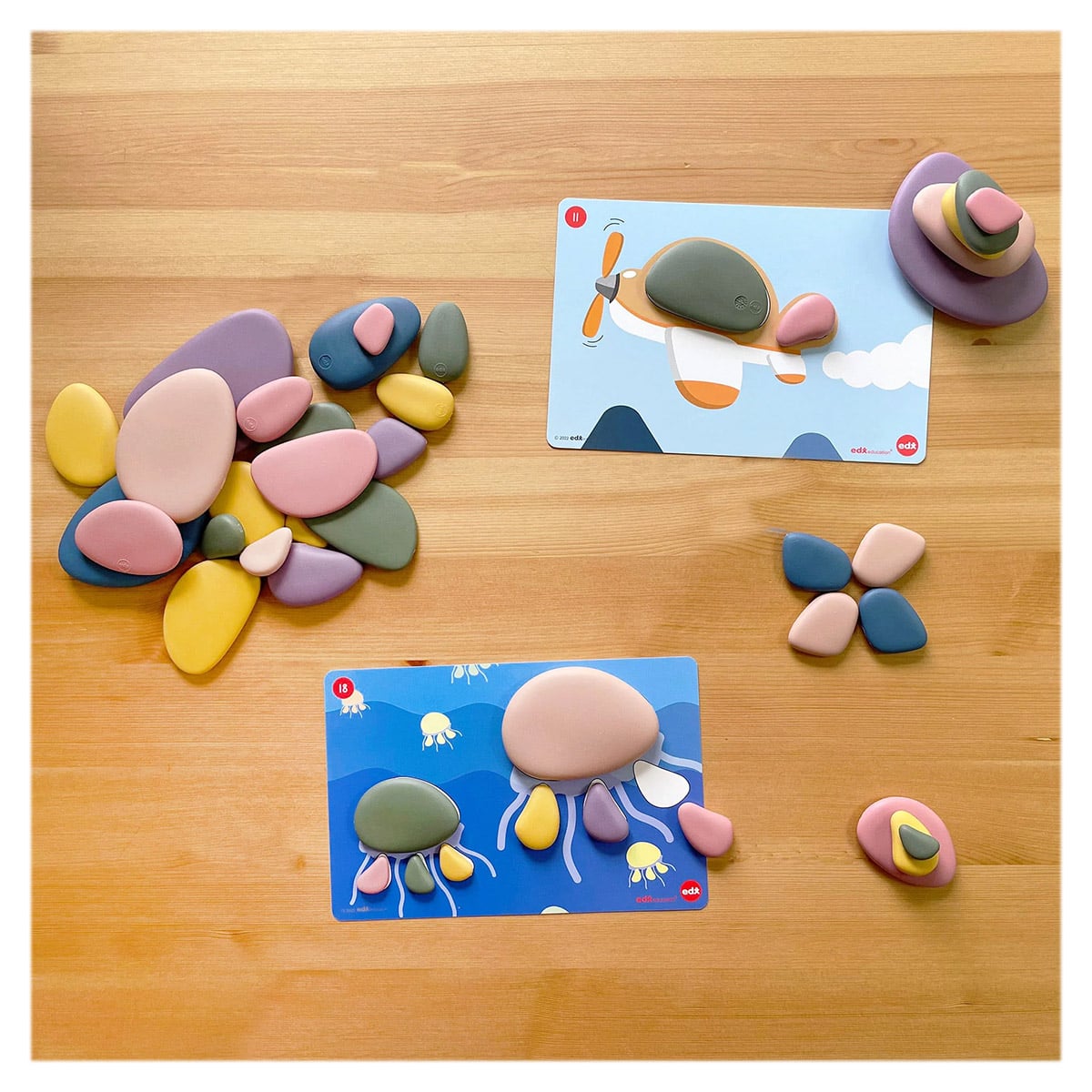 Family Pebbles, set 72 pietricele cu activitati, Edx Education - Publisol.ro