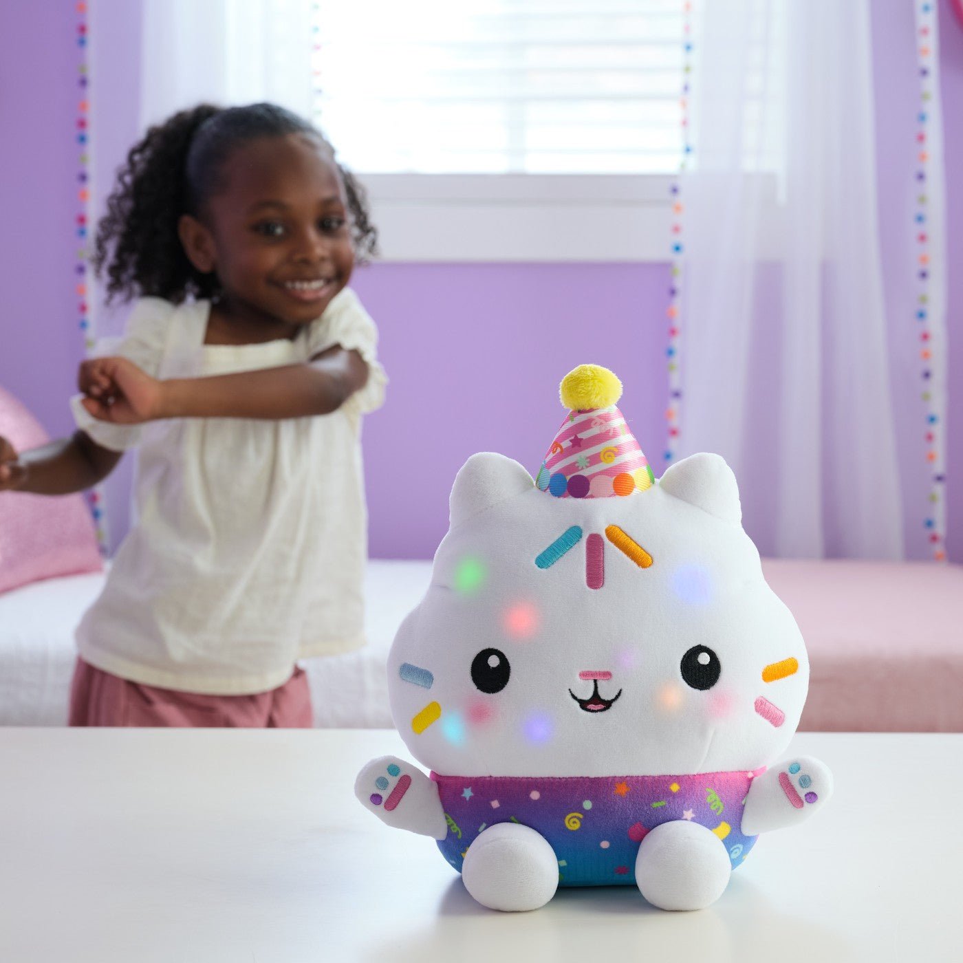 Gabbys dollhouse plus stralucitor motanul briosel 25cm, Spin Master - Publisol.ro
