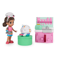 Gabbys dollhouse set papusa 9.7cm cu pisicuta bucataria lui gabby, Spin Master - Publisol.ro