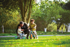 Hape bicicleta de echilibru verde cu 3 roti, Hape - Publisol.ro