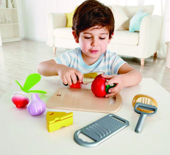 Hape set pentru curatat si taiat legume, Hape - Publisol.ro