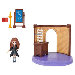 Harry potter set lumea vrajilor sala de clasa, Spin Master - Publisol.ro