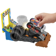 Hot wheels monster trucks entry challenge arena smashers provocarea smash race, Mattel - Publisol.ro