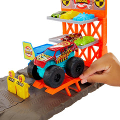 Hot wheels monster trucks set blast station , Mattel - Publisol.ro