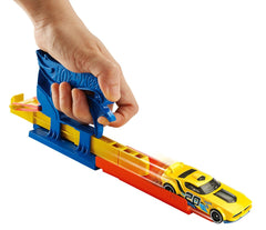 Hot wheels set lansator portabil albastru si masinuta, Mattel - Publisol.ro