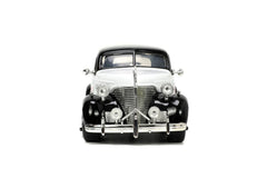 Jada set masinuta metalica chevrolet master deluxe 1939 scara 1:24 si figurina mr monopoly, Simba - Publisol.ro