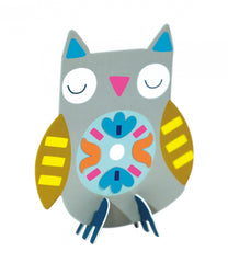 Joc creativ Stick N Play cu scene 3D si stickere repozitionabile - Gradina Secreta - Avenir