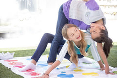 Joc twister original - Publisol.ro