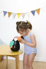 Jucarie muzicala Pasarea Tucan Jean - Little Big Friends - Publisol.ro