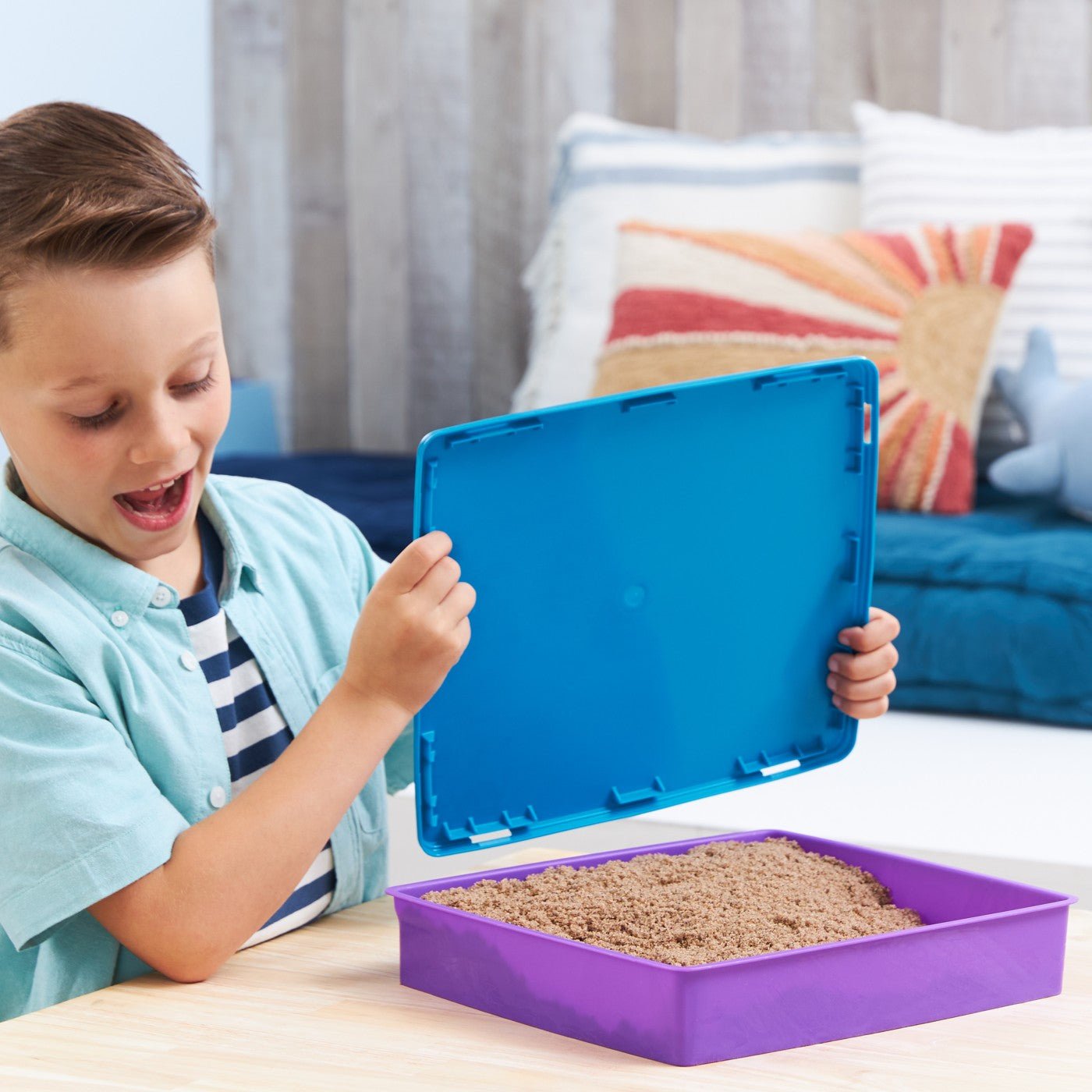 Kinetic sand set regatul nisipului de plaja , Spin Master - Publisol.ro