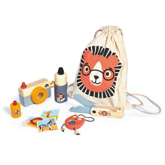 Kitul exploratorului safari, din lemn premium - Safari Adventure - 10 piese - Tender Leaf Toys - Publisol.ro